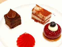 -怡聚轩全日制自助餐厅(大中华喜来登酒店)