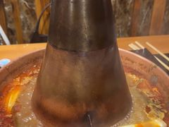 -果松木炭酸菜铜火锅·外婆参鸡汤