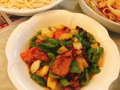 -汗腾格里·风味餐厅(新疆驻京办店)
