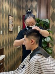 -格图男士理发馆