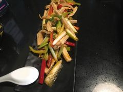 -鸣记脆皮烤鱼·海鲜烤鱼(三八广场店)