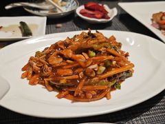 -南京金牛湖巨碗鱼头