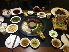 -重庆德庄火锅(体育中心店)