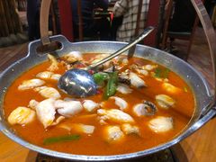 -老滇山寨•云南特色菜•地方菜•民族风情歌舞表演(金碧店)