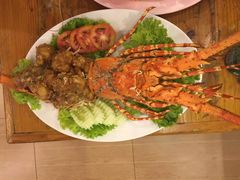 -J Daeng Seafood