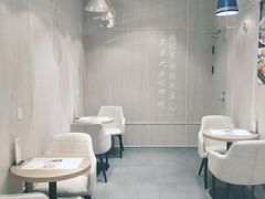 -钟书阁(群光广场店)