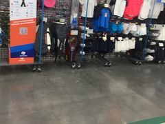 -迪卡侬(明光路店)