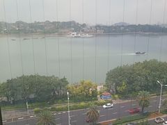 -必胜客(海滨店)
