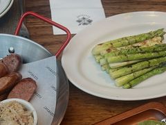 -食间牛排(重庆路万达店)
