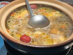 -邹开喜·小海鲜醉鸡煲·潮汕鲜切牛肉店(襄阳北路店)