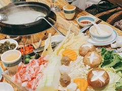 -春润大地海南椰子鸡(沙井京基百纳广场店)