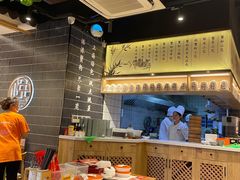 -馋三尺蟹粉小笼(人民广场店)