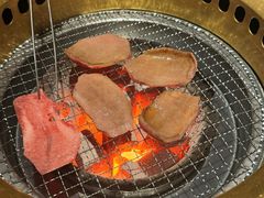 -山川小町·极番烧肉(新地假日广场店)