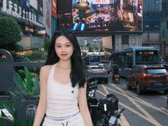 -观音桥步行街