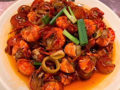 全味虾球-巴厘龙虾·榜首油焖大虾(音乐学院·沿江酒馆店)