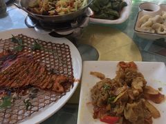 -天天向上素食餐厅(五台山店)