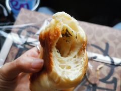 -山下面包坊(湖滨店)