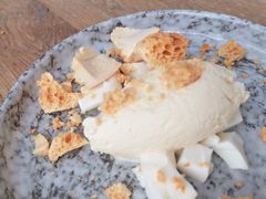 自制蜂巢冰激凌-BOR Eatery(安福路店)