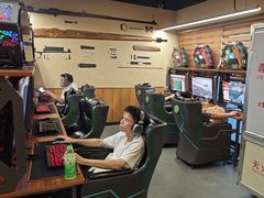 -艾尔文电竞(陈埭吾悦广场店)