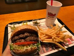 -The Habit Burger Grill 哈比特汉堡(复兴soho店)