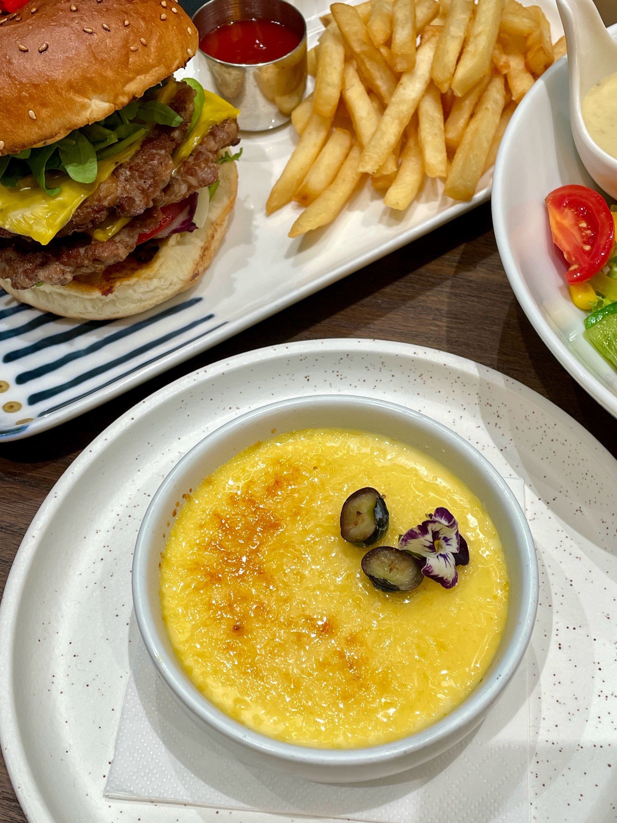 上海虹口龙之梦里的浪漫西餐