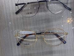 -无界眼镜MaxLess(南翔印象城店)