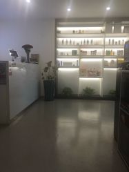 -康颜SPA自然疗愈皮肤管理中心