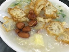 艇仔粥-穗银肠粉店(东川路店)
