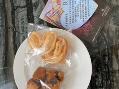 -上海漕河泾万丽酒店