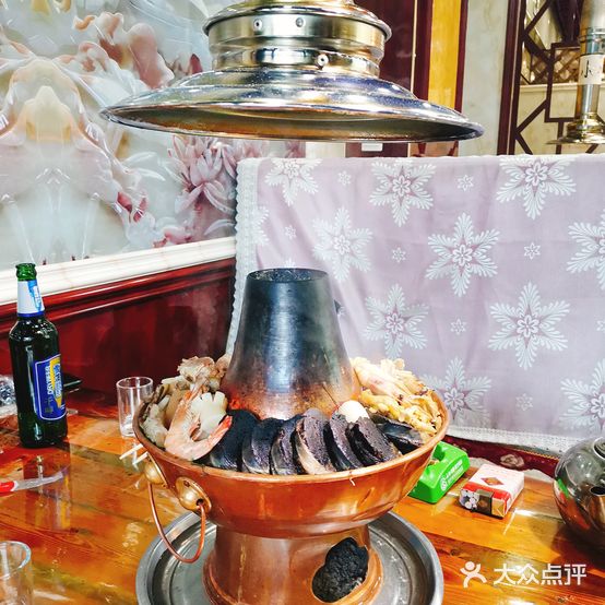 老味道炭火锅家常菜