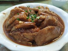 芋头焖扣肉-琼发酒楼