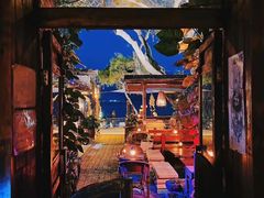 -城墙外BAR