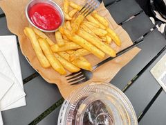 -J Create城市露营咖啡·简餐·宠物(上海动物园店)