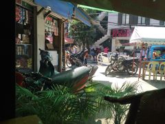 -Jonah's Fruit Shake & Snack Bar