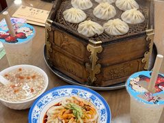 羊肉灌汤小笼包-西安贾三灌汤包·回坊小吃·清真炒菜(北院门总店)