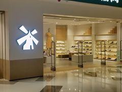 -hotwind热风(民盈山国贸店)