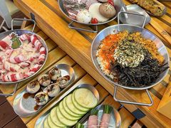 -叽叽扎扎烤肉场(生态城万达店)