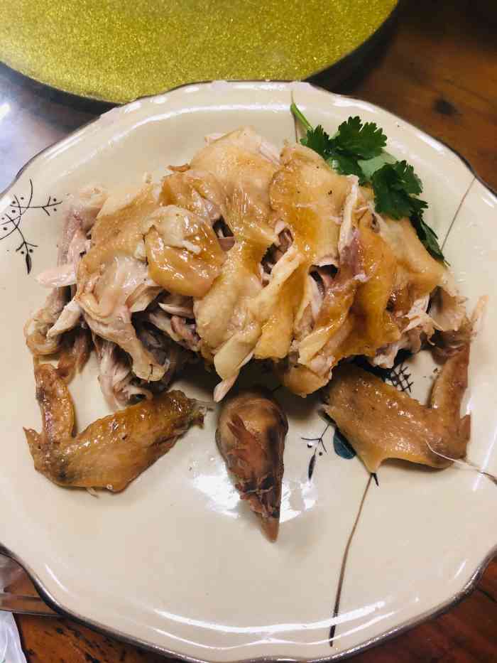 富隆山庄-"农庄一条街,每家农庄都很多人,本来想去吃.