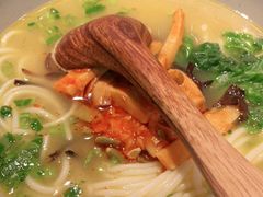 -百春原湖南牛肉粉(百联世纪店)