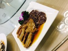 -梓程海鲜大酒家