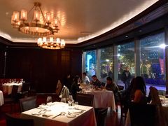 大堂-Wolfgang’s Steakhouse 沃夫冈牛排馆(上海白玉兰广场店)