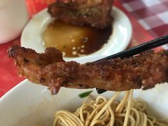 咬不动的炸猪排-辣肉面大王(天平路店)