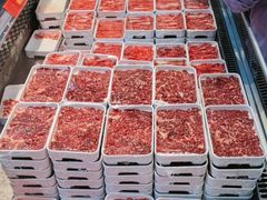 -杨老板·海鲜集市火锅·鲜切牛肉(中防万宝店)