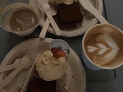 -HUGS coffee(东区店)