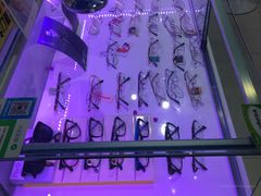-提一眼镜·蔡司·依视路(小寨店)