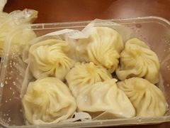鲜肉汤包-龙咆汤包·手工现包小笼(拱北口岸店)