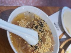 -怪噜范·老贵阳街头名小吃(鸿通城店)