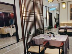 -千滋百味·醉江澜花园餐厅(街道口店)