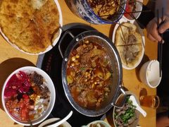 -大众跷脚牛肉馆·非遗传承单位(峨眉山店)