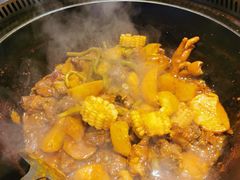 -山河屯铁锅炖(哈西站店)